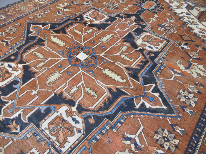 Fine Serapi Carpet